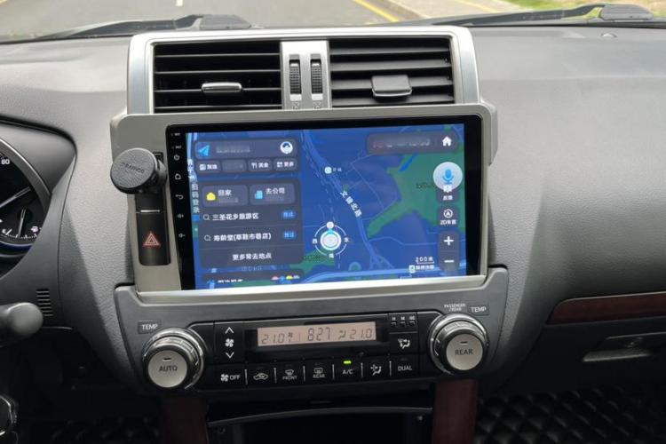 丰田 普拉多（平行进口）中控内饰7003