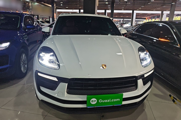 保时捷 2024款 Macan 2.0T车身外观2