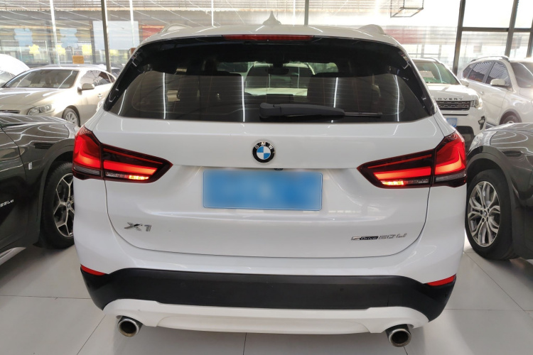 宝马X1 2021款 sDrive20Li 时尚型车身外观6