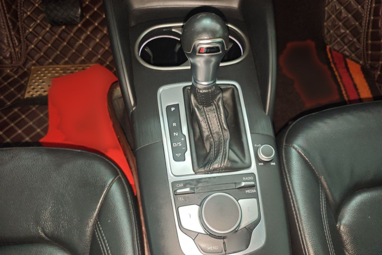 奥迪A3 2017款 Limousine 35 TFSI 风尚型局部细节18