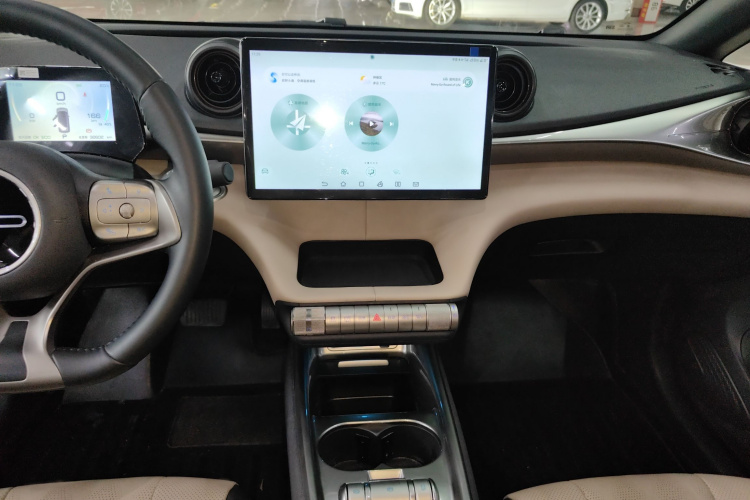 比亚迪 海豚 2023款 420km 时尚版局部细节16