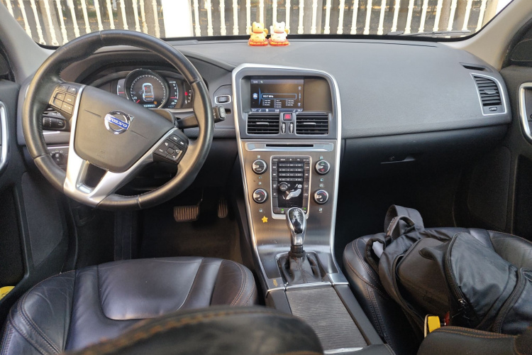 沃尔沃XC60(进口) 2014款 T5 智雅版中控内饰12