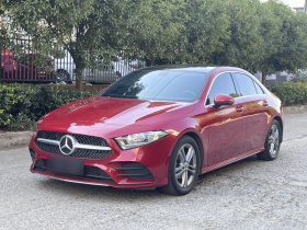 奔驰A级 2022款 改款 A 180 L 运动轿车