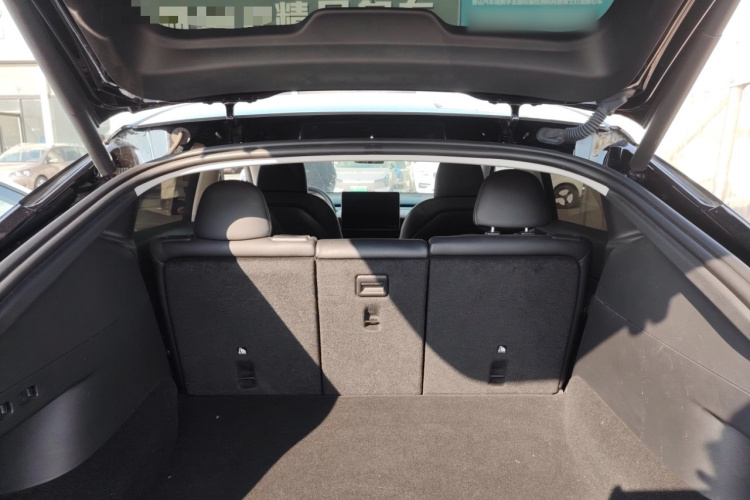 特斯拉 Model Y 2022款 改款 后轮驱动版机舱底盘23