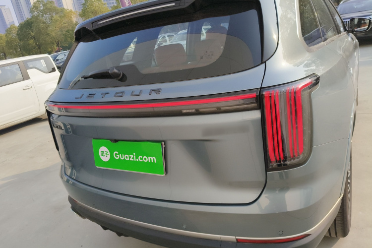 捷途X70L 2026款 2.0TD 自动旗舰 7座车身外观6