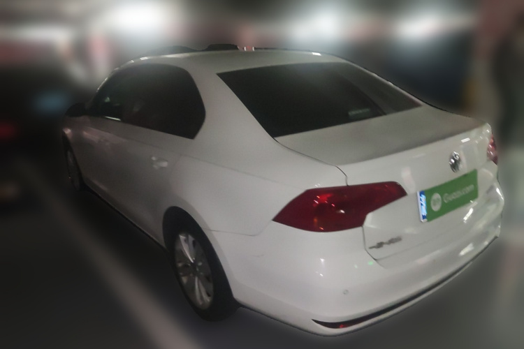 大众 2019款 改款 宝来·传奇 1.5L 自动时尚型 国VI车身外观5