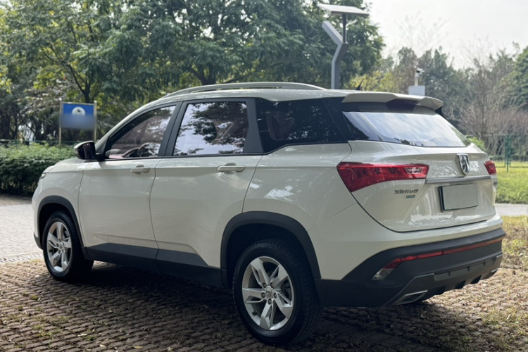 宝骏530 2018款 1.5T 手动舒适型 国V车身外观6008