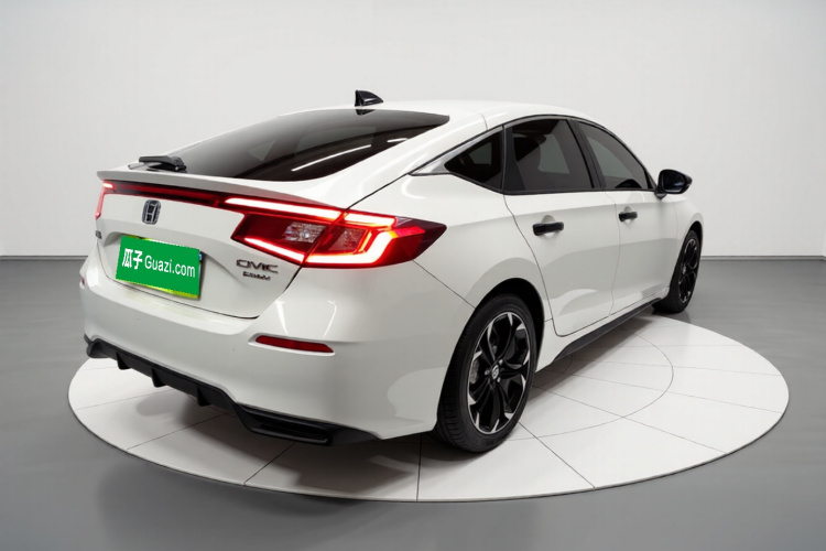 本田 思域 2023款 HATCHBACK 2.0L e:HEV 极曜版车身外观7