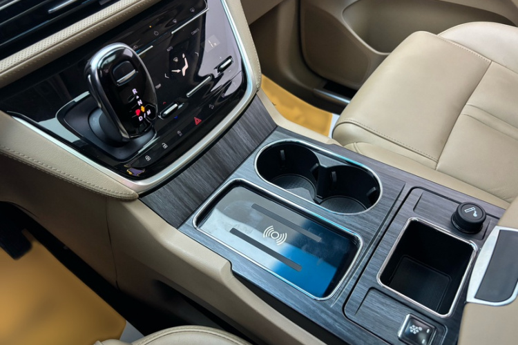 别克GL8 2021款 ES陆尊 653T 尊享型局部细节18