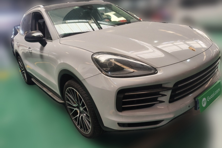 保时捷 2019款 Cayenne 3.0T车身外观3