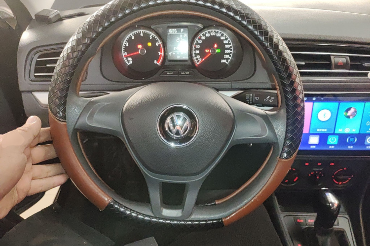 大众 2019款 朗逸启航 1.5L 自动风尚版 国VI中控内饰13