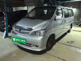 金杯 阁瑞斯 2015款 2.0L经典版 标准型长轴7/9座