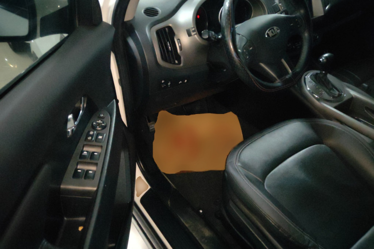 起亚 智跑 2015款 2.0L 自动两驱版DLX中控内饰7003