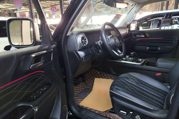 坦克300 2023款 越野版 2.0T 挑战者中控内饰20