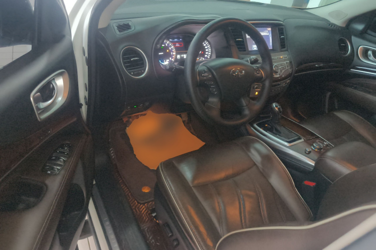 英菲尼迪QX60(进口) 2016款 2.5 S/C Hybrid 两驱卓越版 国V中控内饰20