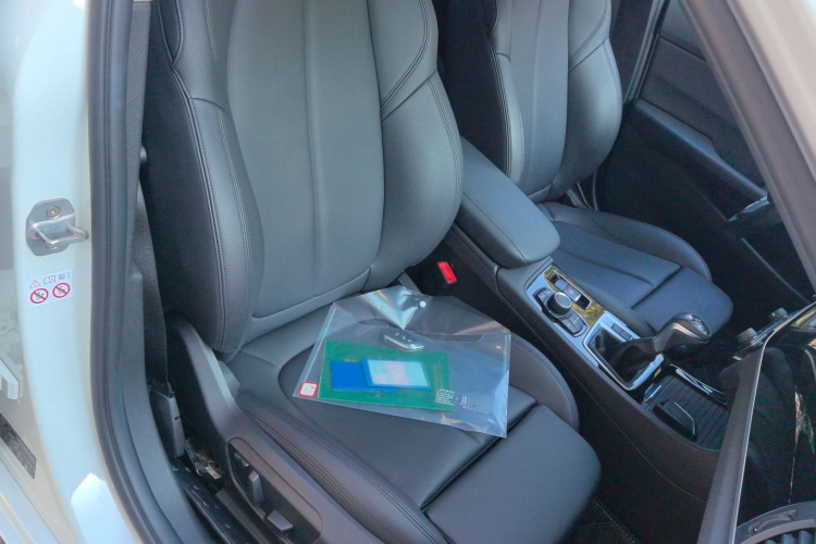 宝马1系 2018款 改款 118i 运动型局部细节41