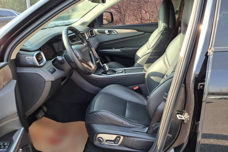 领克01 2017款 2.0T 两驱型Pro版中控内饰7001