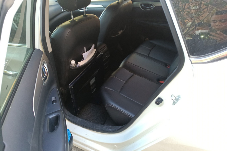 日产 轩逸 2021款 经典 1.6XE CVT舒适版中控内饰21