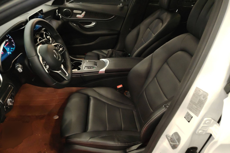 奔驰C级 2019款 改款 C 260 L 运动版中控内饰19