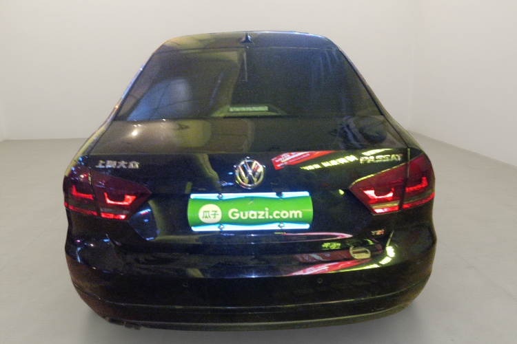 大众 帕萨特 2014款 1.8TSI DSG尊荣版车身外观6