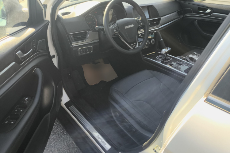 哈弗H6 2018款 红标 运动版 1.5T 自动两驱精英型中控内饰20