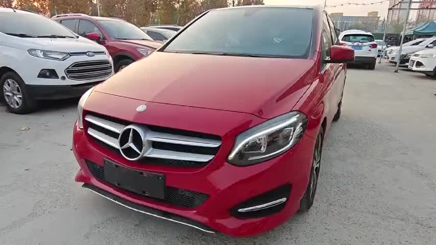 奔驰B级 2015款 B 200 时尚型实拍1