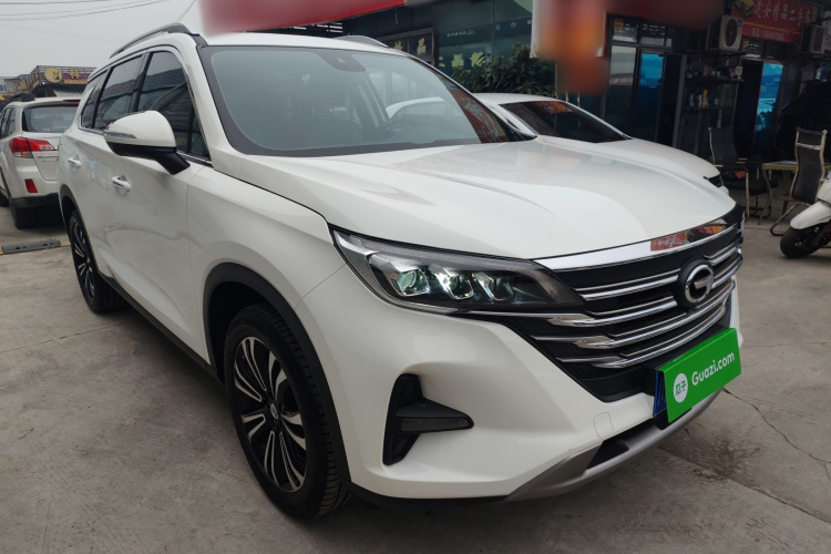 广汽传祺 传祺GS5 2021款 进阶款 270T 科技智领版车身外观3