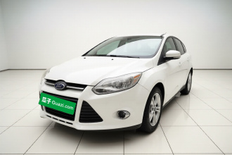 福特 福克斯 2012款 两厢 1.6L 手动风尚型