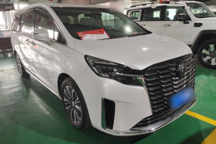 别克GL8 2023款 ES陆尊 豪华型车身外观3