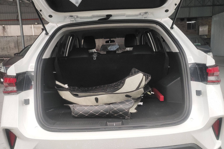 五菱汽车 五菱星驰 2023款 1.5L CVT畅爽型局部细节23