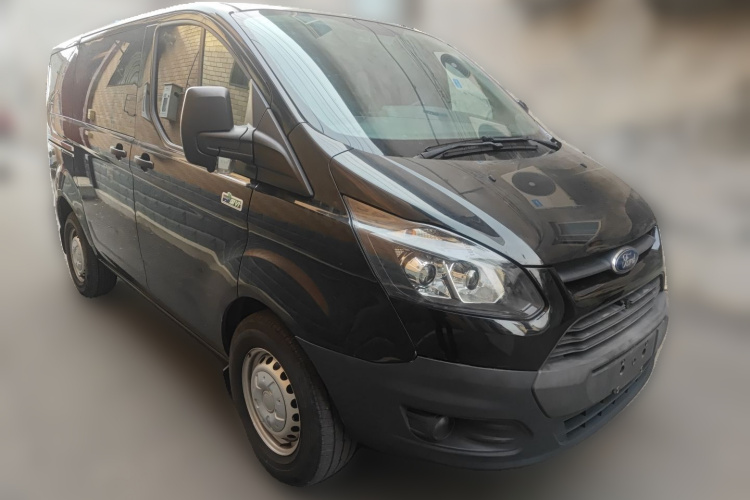 福特 全顺 2019款 2.0T柴油多功能商用车短轴低顶6座国VI车身外观3