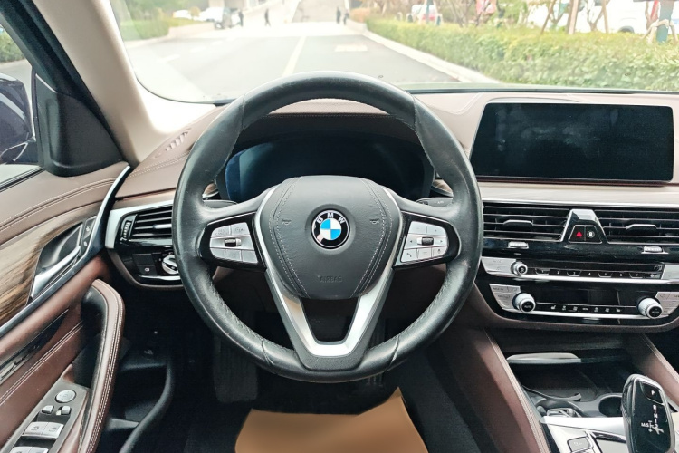 宝马5系新能源 2020款 里程升级版 530Le 豪华套装局部细节13