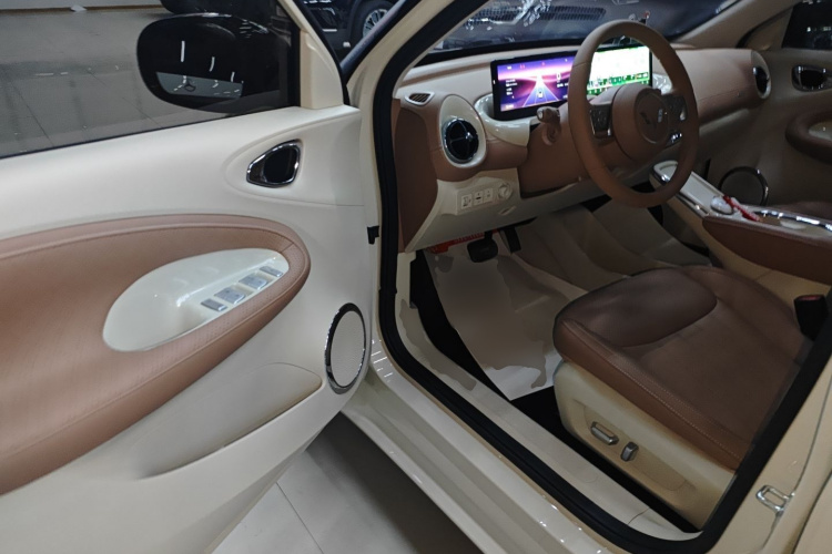 五菱汽车 五菱缤果 2025款 333km 灵犀尊享款中控内饰7003