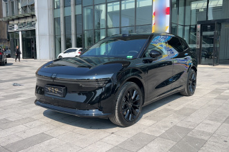 极氪7X 2025款 100kWh 长续航后驱智驾版