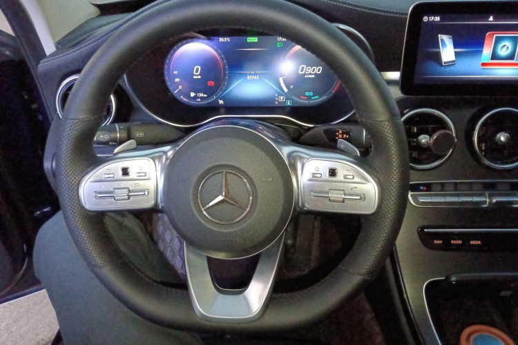 奔驰C级 2020款 C 260 L 运动版局部细节13