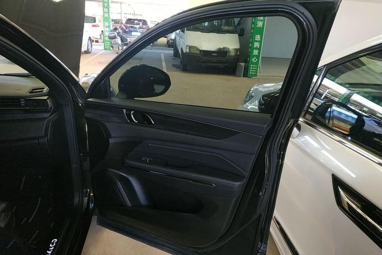 领克01 2021款 2.0TD 四驱暗夜版中控内饰7005