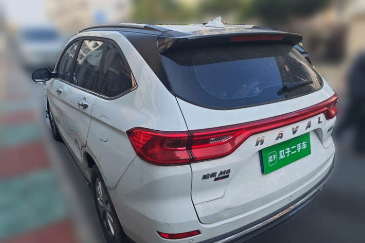 哈弗M6 2021款 PLUS 1.5T DCT豪华智联型车身外观5