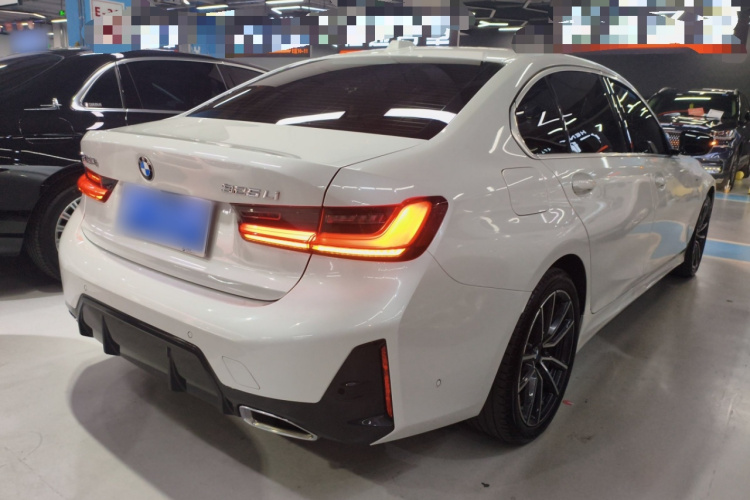 宝马3系 2023款 325Li M运动套装车身外观7