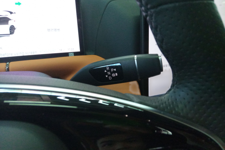 小鹏G9 2022款 702 Pro局部细节18