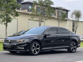 大众 迈腾 2023款 200万辆纪念版 330TSI DSG豪华型