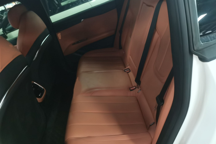 深蓝汽车 深蓝L07 2025款 230Max  深蓝智驾AD PRO增程版中控内饰7004