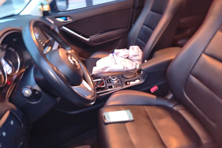 马自达CX-5 2015款 2.0L 自动两驱都市型中控内饰19