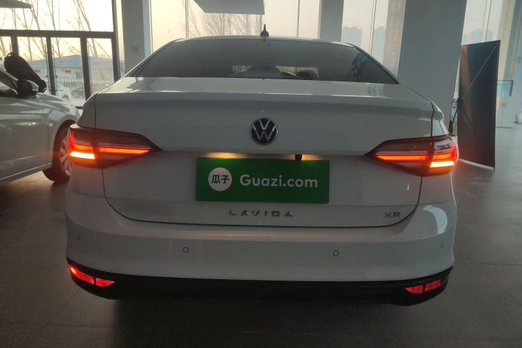 大众 朗逸 2023款 新锐 1.5L 自动新逸版车身外观6