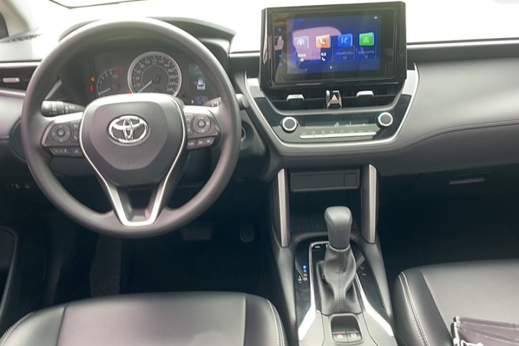 丰田 锋兰达 2022款 2.0L CVT领先版中控内饰7001