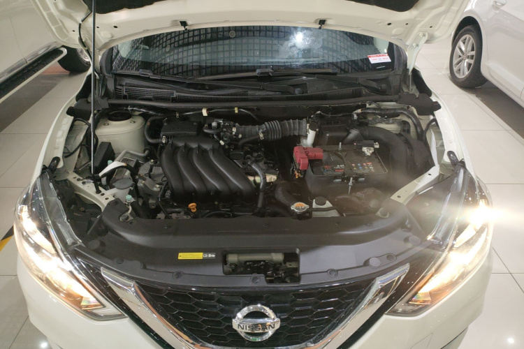 日产 轩逸 2021款 经典 1.6XE CVT专享版机舱底盘24