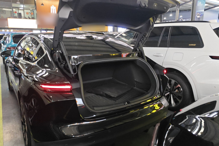 蔚来ET5 2022款 75kWh机舱底盘23