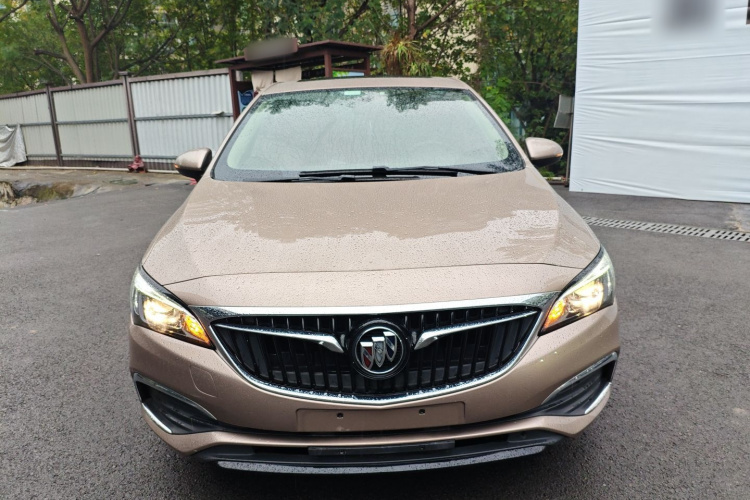 别克 威朗 2018款 三厢 15S 自动进取型车身外观2