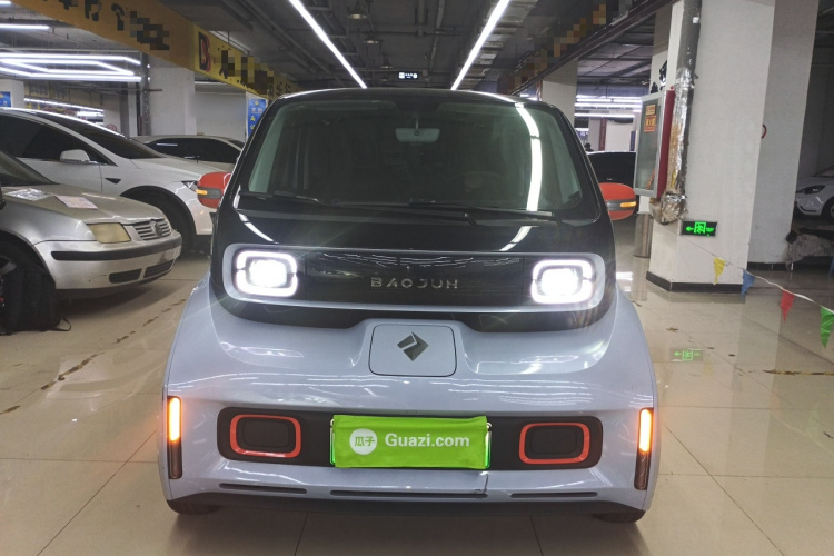 宝骏KiWi EV 2021款 艺术家 三元锂车身外观2