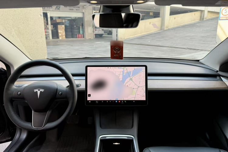 特斯拉 Model 3 2021款 标准续航后驱升级版 3D6中控内饰12