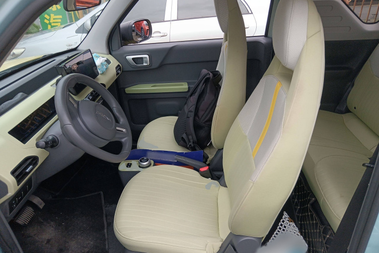 吉利汽车 2023款 熊猫mini 200km 灵动熊局部细节19